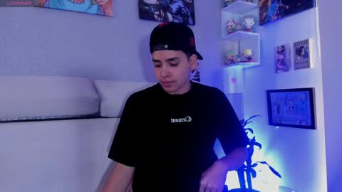 strong_rock69 online show from April 2, 4:36 pm