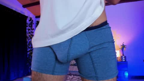 strosa_ online show from January 31, 2:26 am