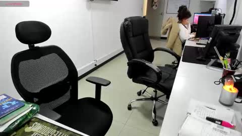 studcb_ online show from January 6, 5:28 pm