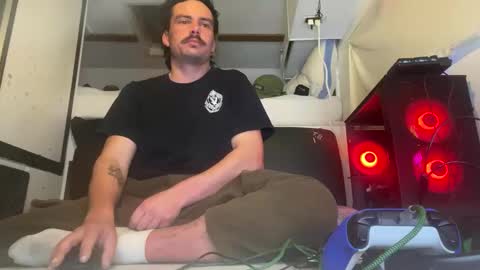 stupid_fellow online show from February 28, 1:58 pm