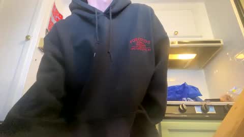 stupid_fellow online show from December 24, 3:05 pm