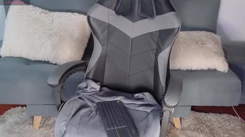 stylish men online show from November 7, 11:23 am