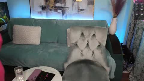 Su4e4ka555 online show from March 3, 12:39 pm