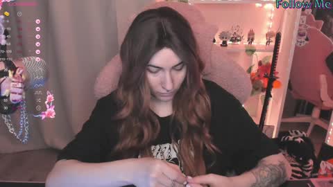 Anny online show from December 9, 1:24 pm