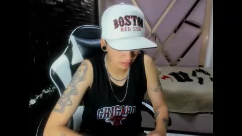 subgirlrs online show from November 10, 3:53 am