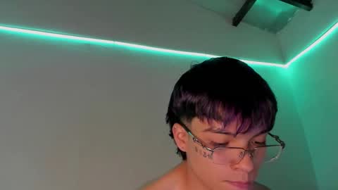 nico online show from February 18, 7:09 pm