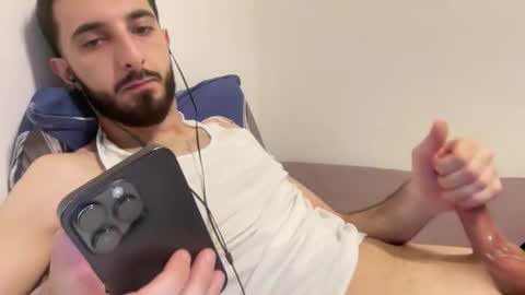 subzeroni online show from May 25, 9:32 pm
