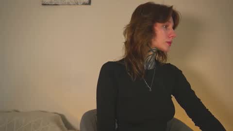 succubus_66 online show from January 17, 11:30 am