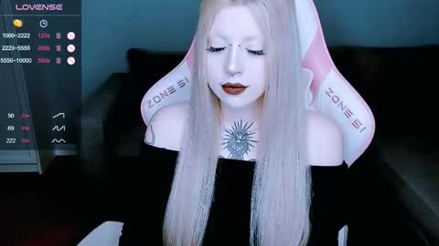 succubus_leslie online show from December 17, 12:28 am