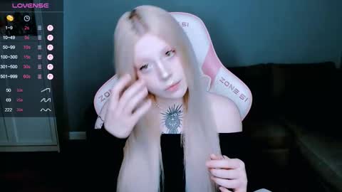 succubus_leslie online show from September 11, 10:33 pm
