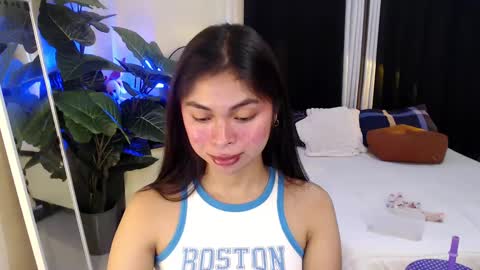Snapshot of suckablechick chatting on January 14, 4:04 am Marry online show from January 14, 4:04 am