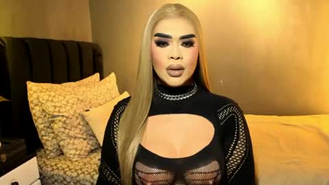 JADE ELYSE online show from August 7, 6:39 pm