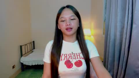 Cheska online show from March 5, 5:08 pm