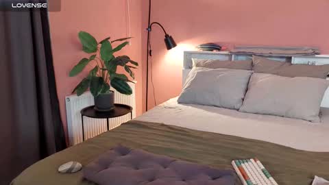 Maria online show from October 3, 2:14 pm