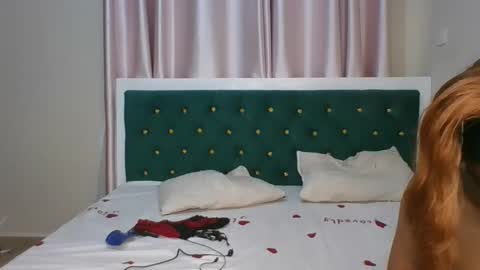 sugarboogers_ online show from February 11, 8:18 am