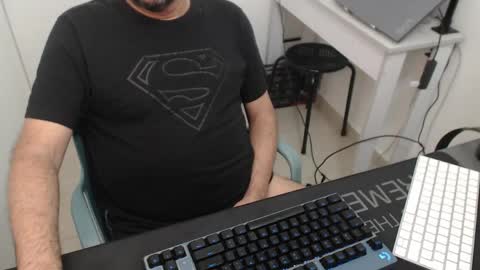 Johnny online show from April 12, 3:16 pm