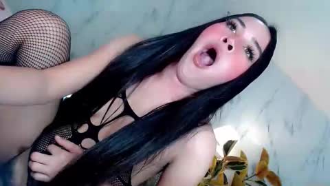 Snapshot of sugarhoneybunch69 chatting on September 12, 2:08 pm sugarhoneybunch69 online show from September 12, 2:08 pm