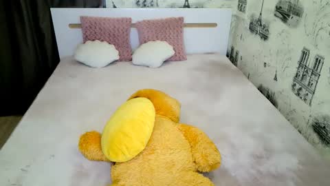 sugarkissx online show from October 15, 7:04 pm