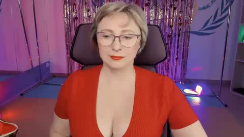 Vivien online show from February 28, 1:14 pm
