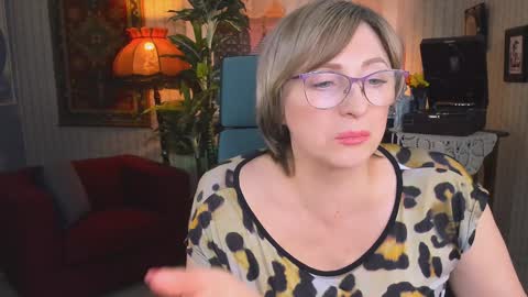 Vivien online show from February 5, 12:06 pm