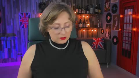 Vivien online show from January 30, 1:20 pm