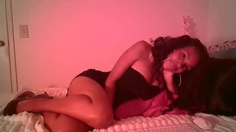 Kim Lee online show from March 12, 1:59 pm