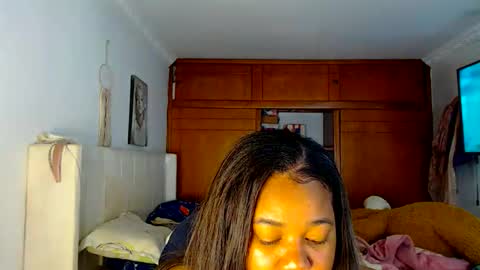 Cami   Back in 2 hours online show from January 11, 5:02 am