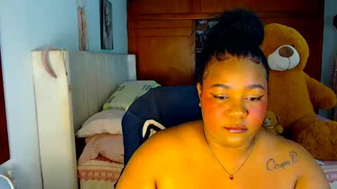 Cami   Back in 2 hours online show from November 26, 6:32 am