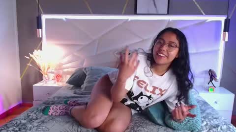 SUKI online show from March 11, 1:03 pm