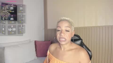 summer__night_ online show from November 15, 12:07 pm