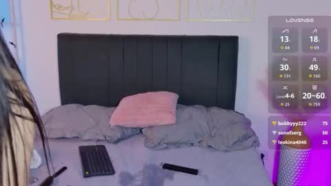 OnlyFans summer holiday online show from October 27, 9:20 am