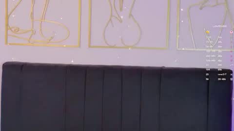 OnlyFans summer holiday online show from December 20, 7:26 am