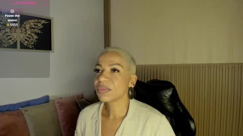 Summer online show from January 17, 11:41 am