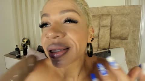 Summer online show from December 4, 12:16 pm