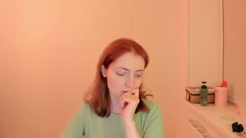 Summer Preston online show from May 12, 9:13 pm