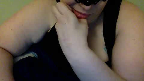 summerdawn2222 online show from November 1, 2:45 am