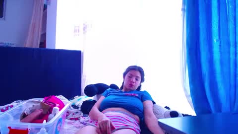 moon1 online show from November 18, 9:29 pm