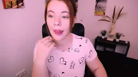 Snapshot of sun_lovely chatting on September 21, 4:27 am Alexi online show from September 21, 4:27 am