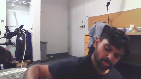 Snapshot of sundoog chatting on February 27, 1:08 am Sundoog online show from February 27, 1:08 am