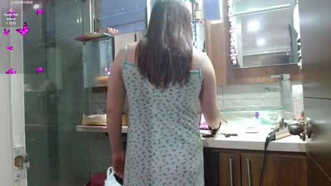 Jeraldine online show from March 9, 11:20 pm