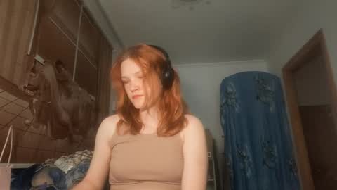Leah - is graceful online show from May 13, 2:16 pm