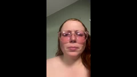 Sunny Clementine online show from November 9, 12:03 am