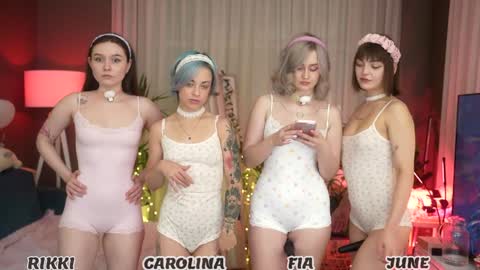 Fia  -  TG -  Mia -  Alice -  online show from September 26, 12:51 am