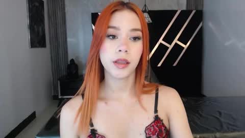 Susana   Mejia online show from March 24, 12:33 pm