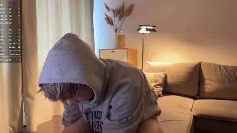 sunshinealex online show from October 20, 6:07 am