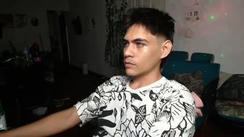 super_cute1 online show from June 5, 6:30 am