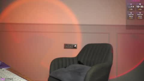 Anna online show from November 5, 4:31 pm