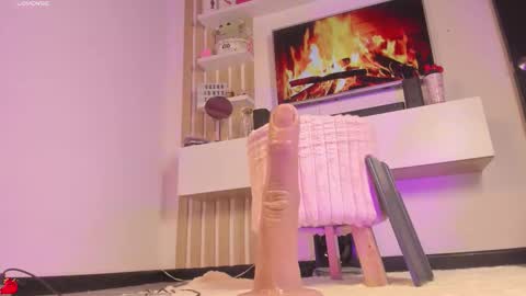     online show from November 9, 2:59 am