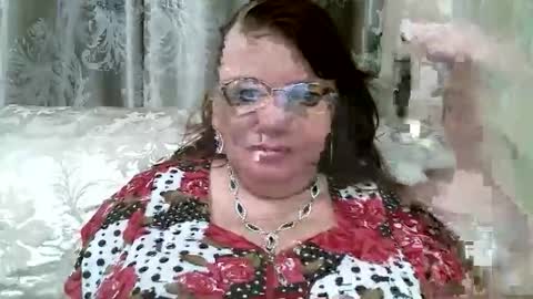 SusanaAhSun online show from February 3, 12:20 pm