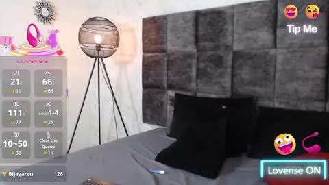 Susan online show from September 26, 10:29 pm